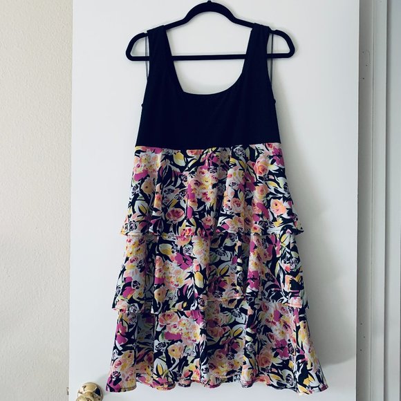 Fun Floral Printed Empire Dress in Large - Picture 1 of 2